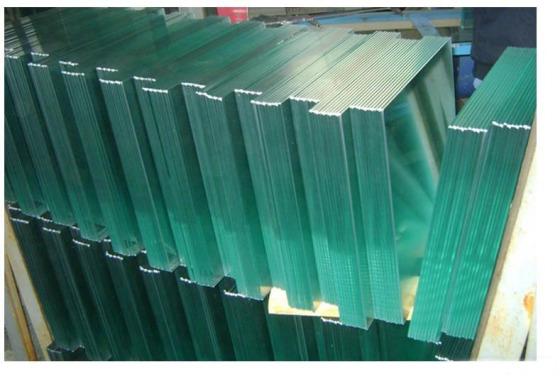 The main intermediate film material of laminated glass